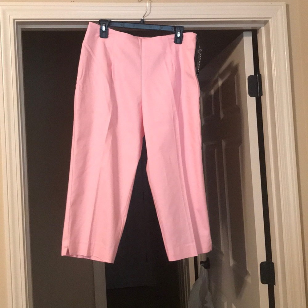 pink capris pants